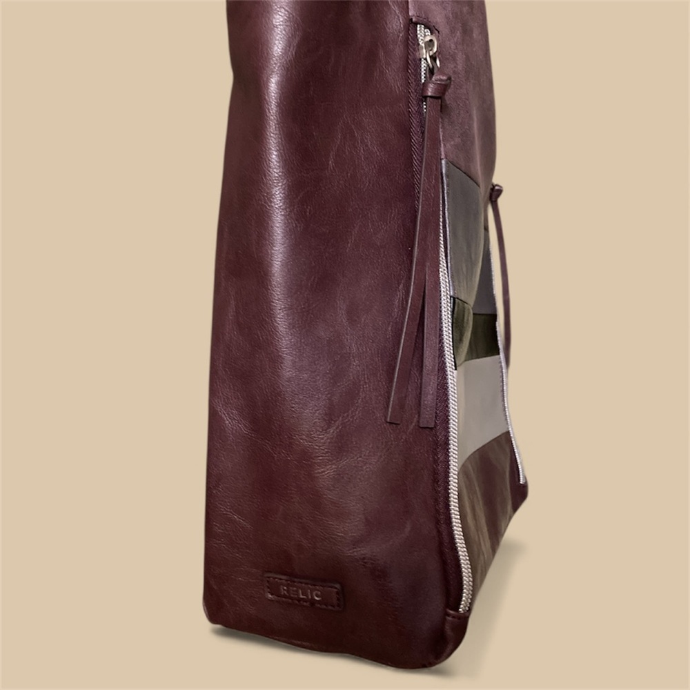RELIC by Fossil Brook Tote - Maroon Multi EUC - Picture 4 of 8
